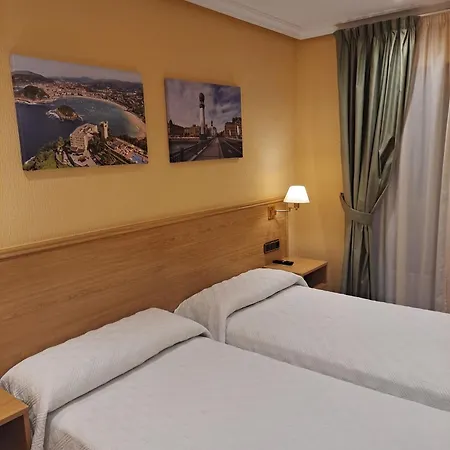 La Concha Гостевой дом Сан-Себастьян